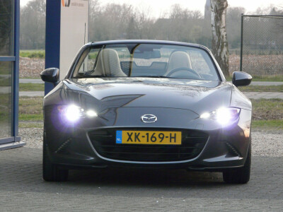 Mazda-MX-5-1