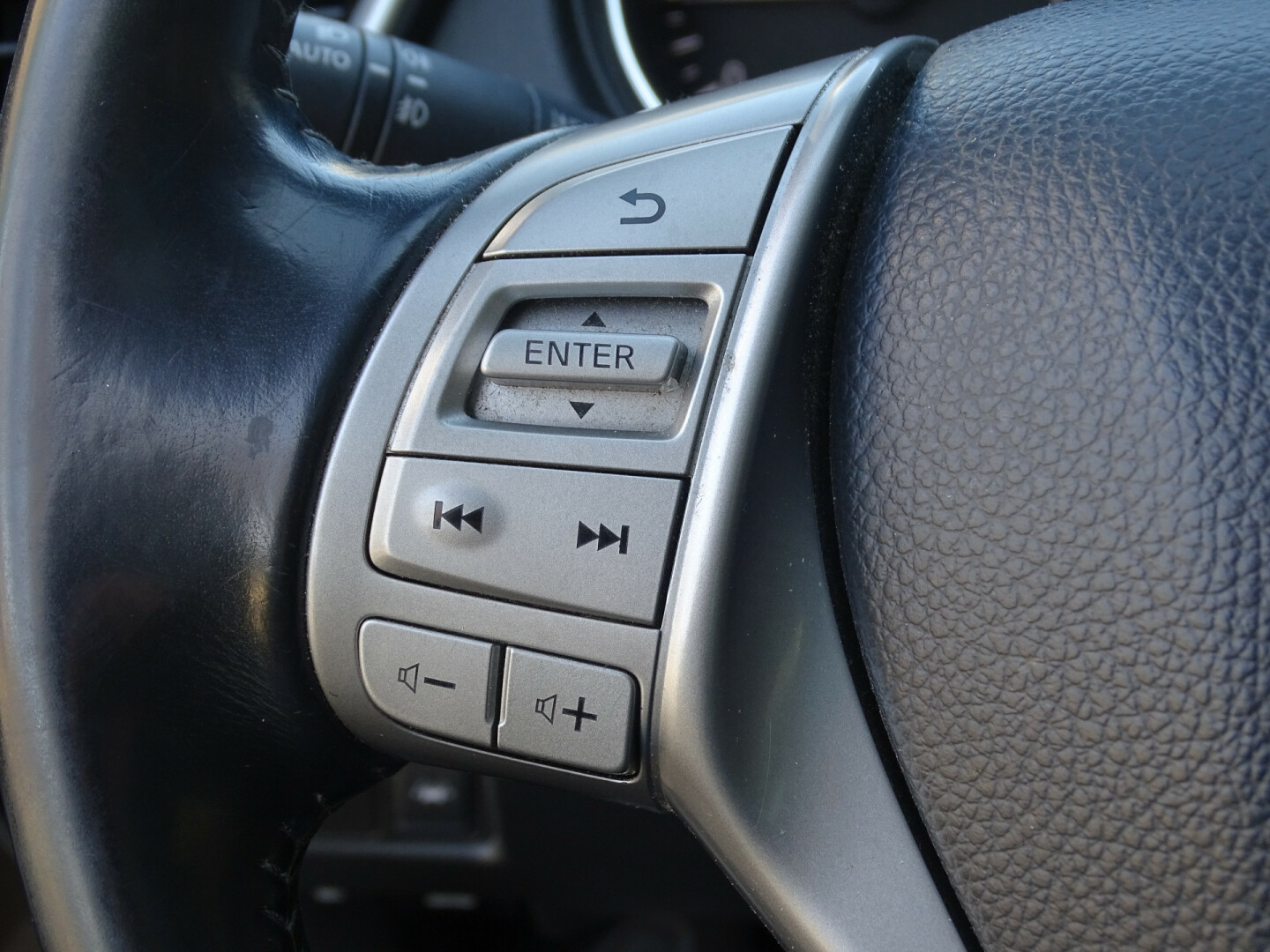 Nissan-QASHQAI-16