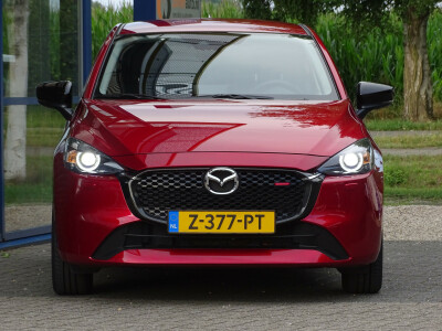 Mazda-2-1